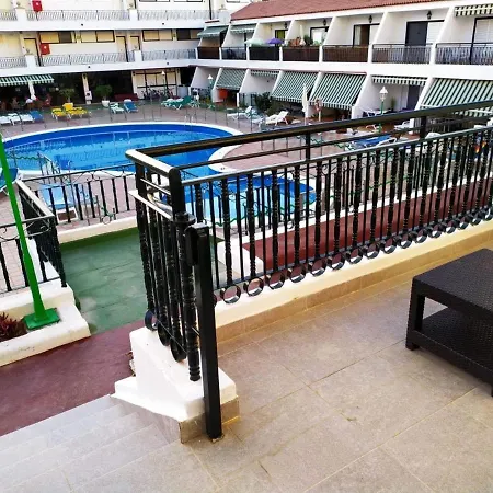 Modern 1 Bed Cristianos Appartamento *